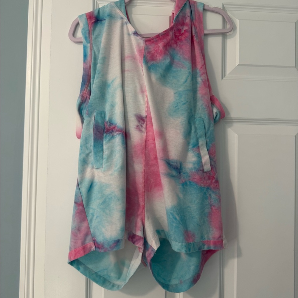 Love Riche Pink and Blue Tie-Dye romper with hood and pockets NWOT